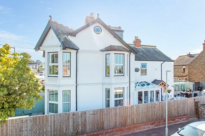 4 Bedroom Semi-detached House For Sale In Mickleburgh Hill, Herne Bay, CT6