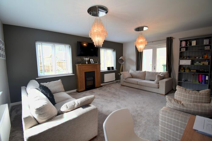 4 Bedroom Detached House To Rent In Beech Tree Road, Maidstone-Langley, ME15