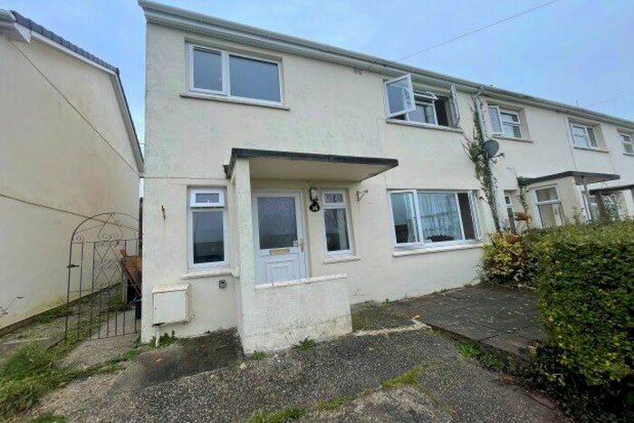 4 Bedroom Property To Rent In Tregothnan Road, Truro, TR1