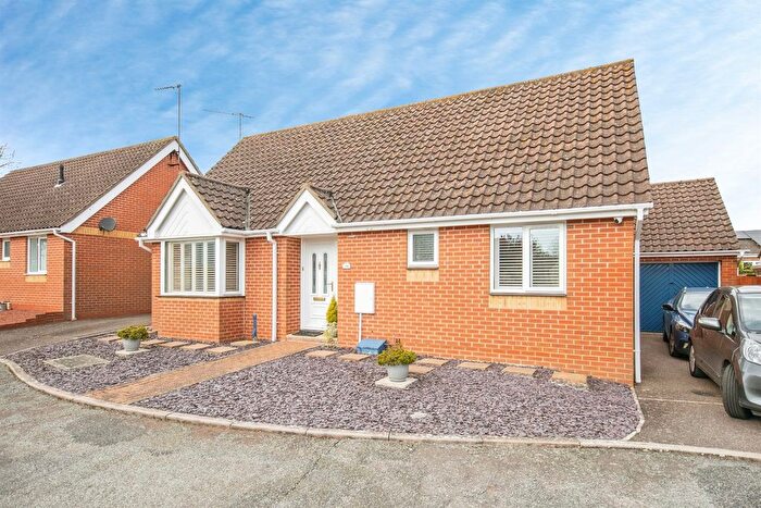2 Bedroom Detached Bungalow For Sale In Gippingstone Road, Bramford, Ipswich, IP8