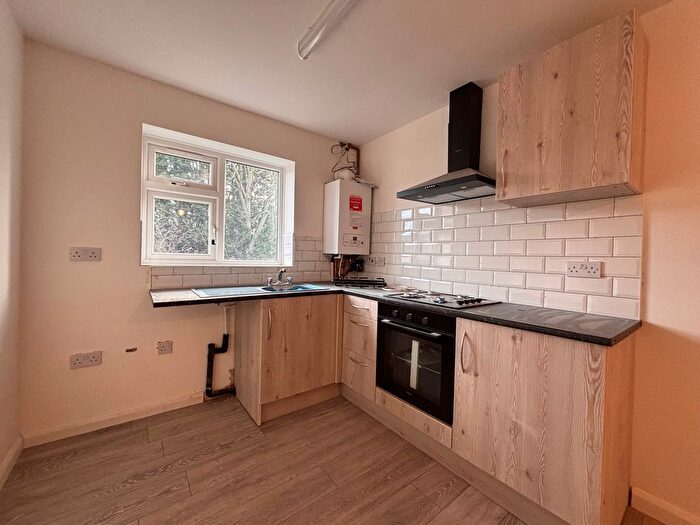 2 Bedroom Flat To Rent In Redhouse Street, Walsall, WS1