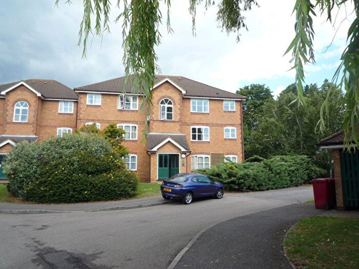 1 Bedroom Flat To Rent In Worcester Gardens, Slough, SL1