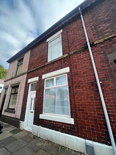 3 Bedroom Terraced House To Rent In Lever Street, Radcliffe, Manchester, M26