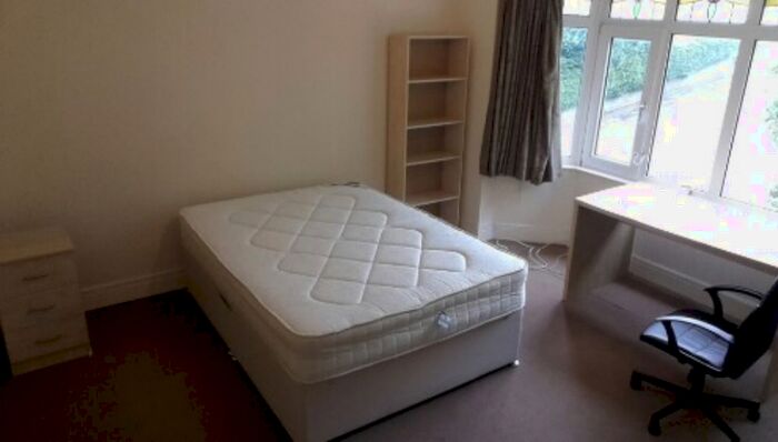 4 Bedroom Flat To Rent In Ffynone Drive, Uplands, Swansea, SA1