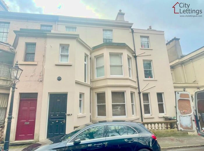 2 Bedroom Flat To Rent In Park Valley, The Park, NG7