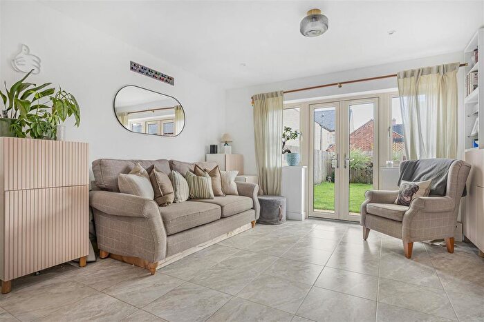 2 Bedroom Semi-Detached House For Sale In Coppice Way, Launton, OX26