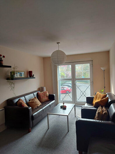 2 Bedroom Apartment To Rent In Ladybarn Lane, Fallowfield, Manchester, Greater Manchester, M14