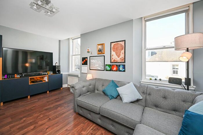 3 Bedroom Flat For Sale In A Northgate, Peebles, EH45