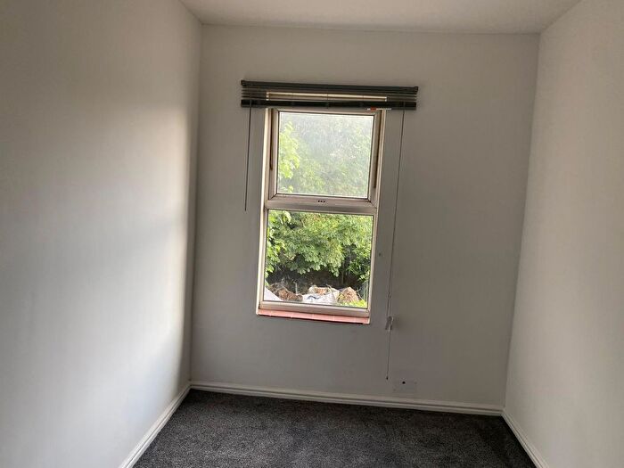 1 Bedroom Flat To Rent In Wellington Street, Slough, SL1