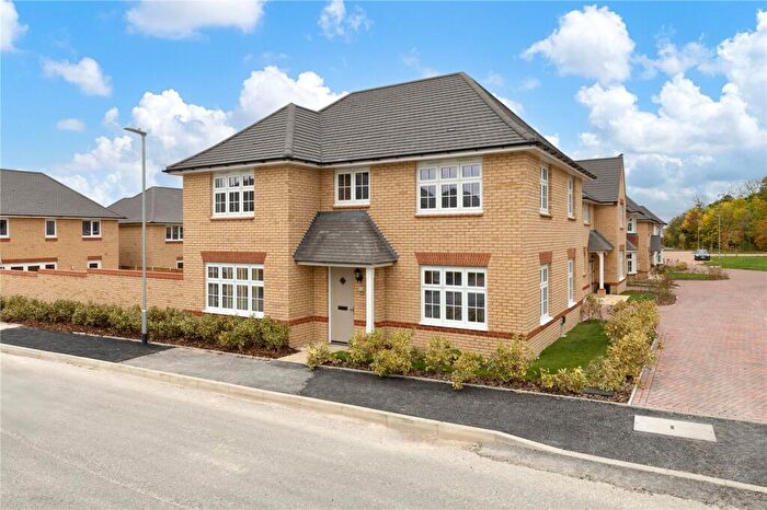 4 Bedroom Detached House For Sale In Hampshire Road, Hedera Gardens, Royston, Hertfordshire, SG8