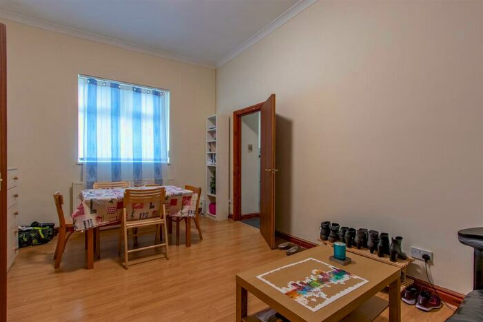 1 Bedroom Private Hall To Rent In Richmond Crescent, Cathays, CF24
