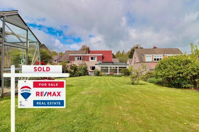 3 Bedroom Semi-Detached House For Sale In Weavers Knowe Crescent, Currie, Edinburgh, EH14