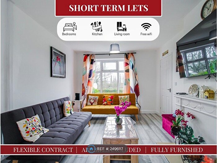 2 Bedroom Semi Detached House To Rent In Lingfield Green, Leeds, LS17