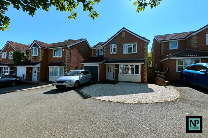 4 Bedroom Detached House To Rent In Lakeland Drive, Wilnecote, B77