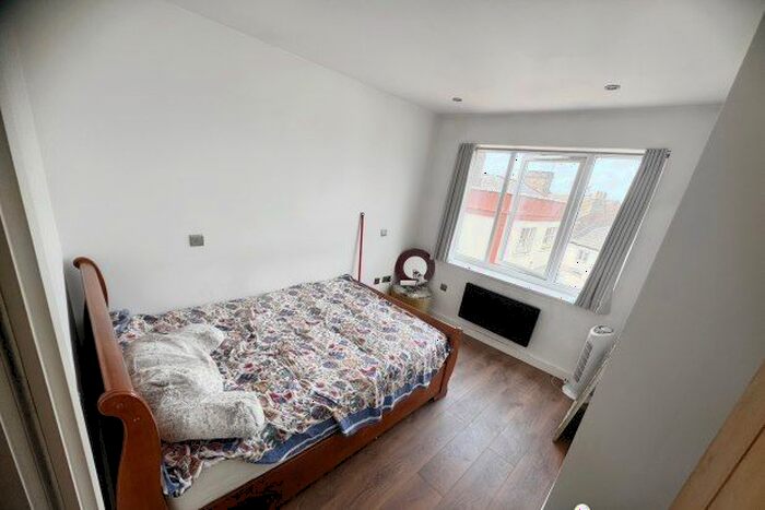 2 Bedroom Flat To Rent In Market Place, Rugby, CV21