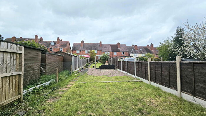 3 Bedroom Terraced House For Sale In Stourbridge, Wollaston, Vicarage Road, DY8