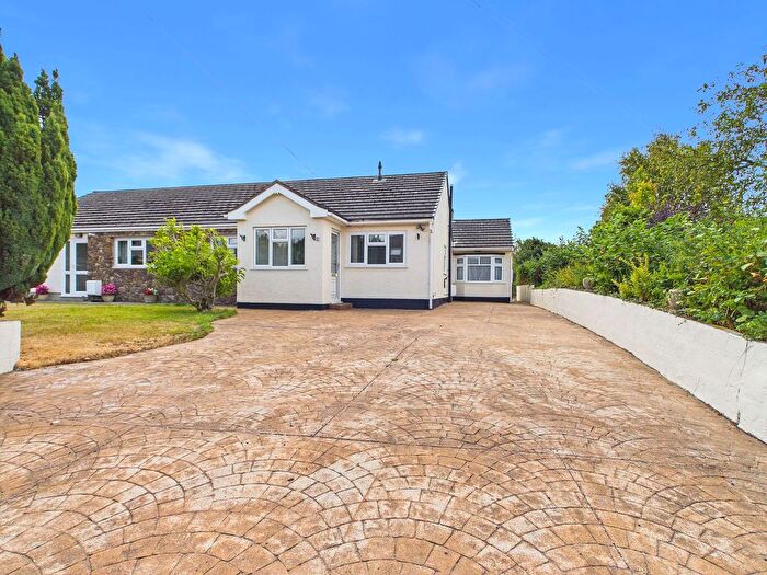 3 Bedroom Semi Detached Bungalow For Sale In Templebar Road, Kilgetty, SA68