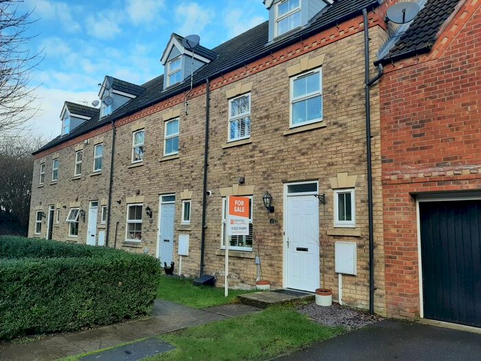4 Bedroom Town House For Sale In Squirrel Chase, Witham St Hughs, LN6
