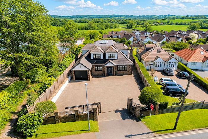 4 Bedroom Detached House For Sale In Bower Hill, Epping, CM16