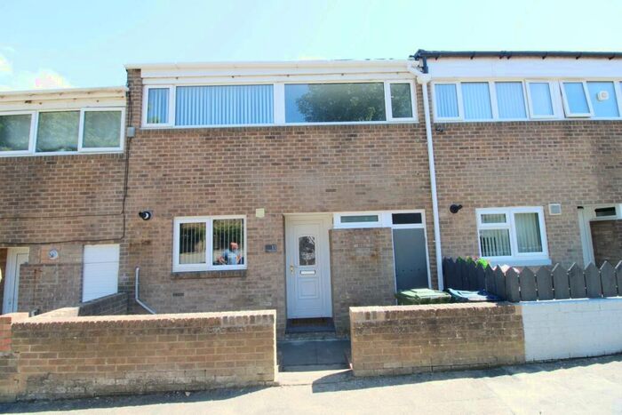 3 Bedroom House To Rent In Stridingedge, Washington, NE37
