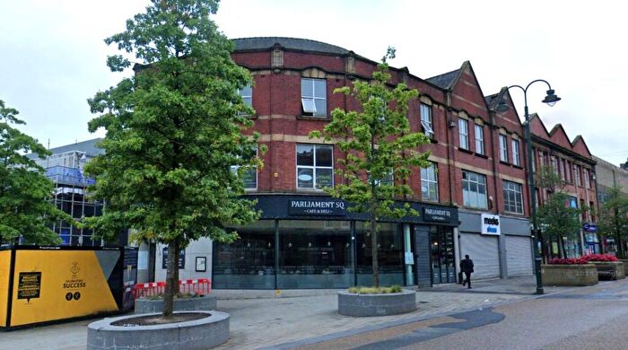 1 Bedroom Flat To Rent In Parliament Square, Oldham Centre, Oldham, OL1
