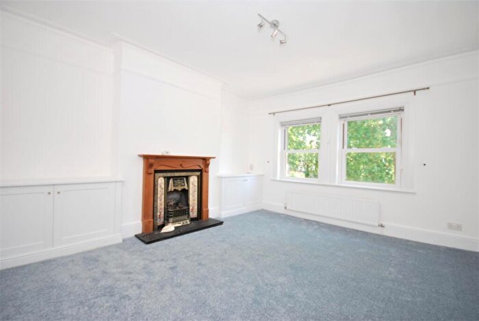 2 Bedroom Maisonette To Rent In East Dulwich Road Dulwich, SE22