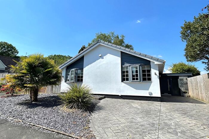 3 Bedroom Detached Bungalow For Sale In Tree Way, Knutsford, WA16