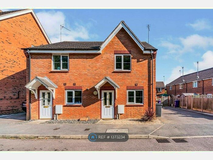 2 Bedroom Semi-Detached House To Rent In Whernside Drive, Stevenage, SG1