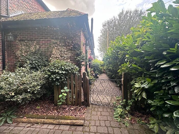 2 Bedroom Semi-detached House For Sale In Bowmans Orchard Cottages, Burlings Lane, Knockholt, Sevenoaks, TN14