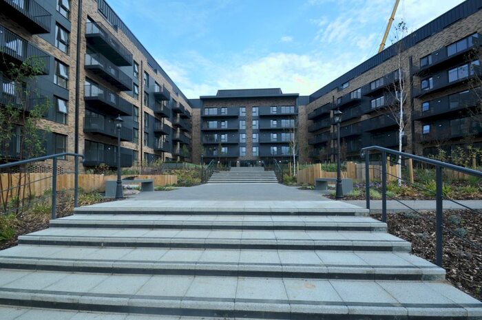 1 Bedroom Flat To Rent In George Street, Ashford, Kent, TN23