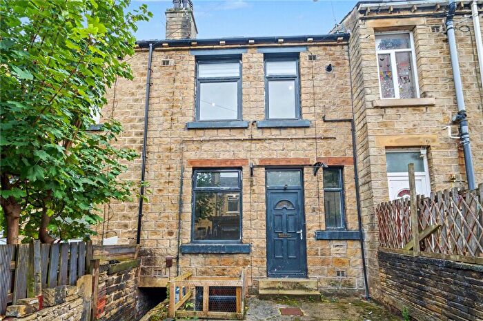 2 Bedroom Terraced House For Sale In Beech Street, Elland, West Yorkshire, HX5