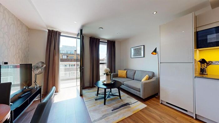 1 Bedroom Apartment To Rent In Back Church Lane, Aldgate, E1