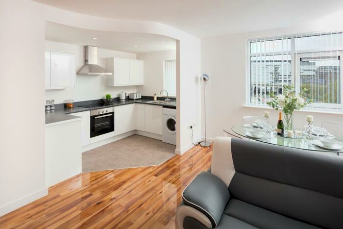 2 Bedroom Apartment To Rent In Trinity Wharf, High Street, HU1
