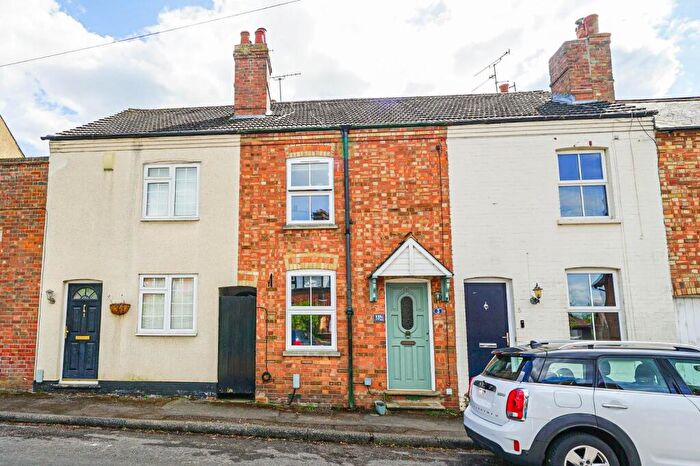 2 Bedroom Terraced House For Sale In Vicarage Lane, Wing, Leighton Buzzard, LU7
