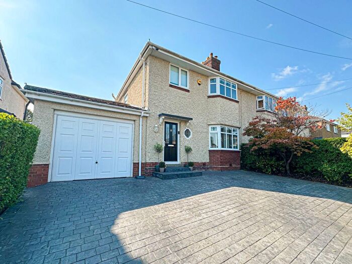 3 Bedroom Semi-detached House For Sale In Feilden Road, Wirral, CH63