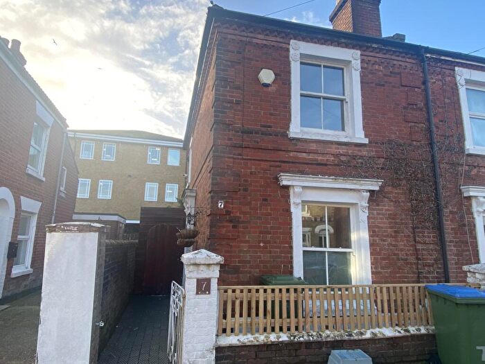 2 Bedroom Semi Detached House To Rent In Methuen Street, Bevois, Southampton, Hampshire, SO14