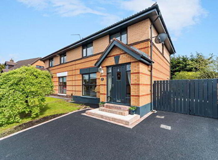 3 Bedroom Semi-Detached House For Sale In Laurelgrove Dale, Belfast, BT8