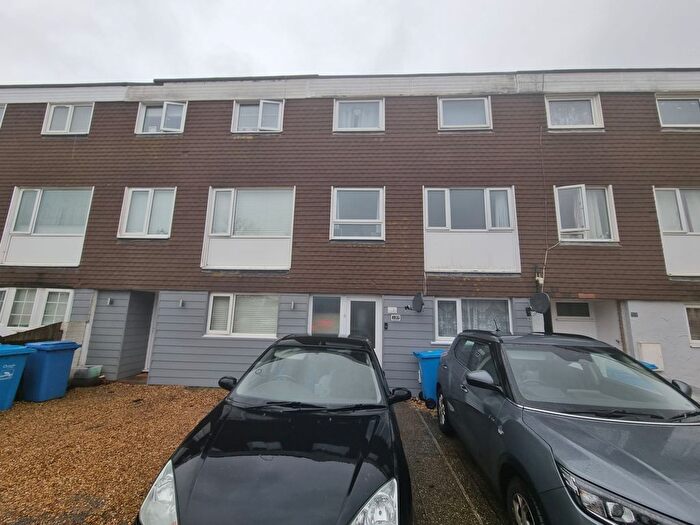 1 Bedroom Flat To Rent In Broadstone, BH17