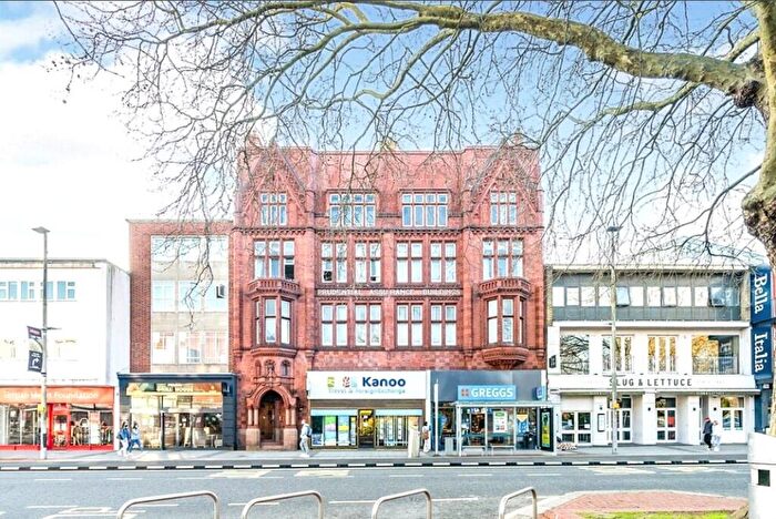 2 Bedroom Flat To Rent In Above Bar Street, Southampton, Hampshire, SO14