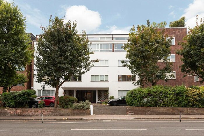 Apartment For Sale In Haverstock Hill, London, NW3