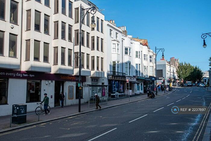 1 Bedroom Penthouse To Rent In Brighton And Hove, Brighton, BN1