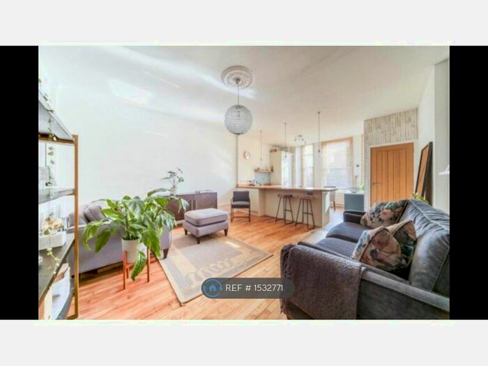 1 Bedroom Flat To Rent In Lower Addiscombe Road, London, CR0