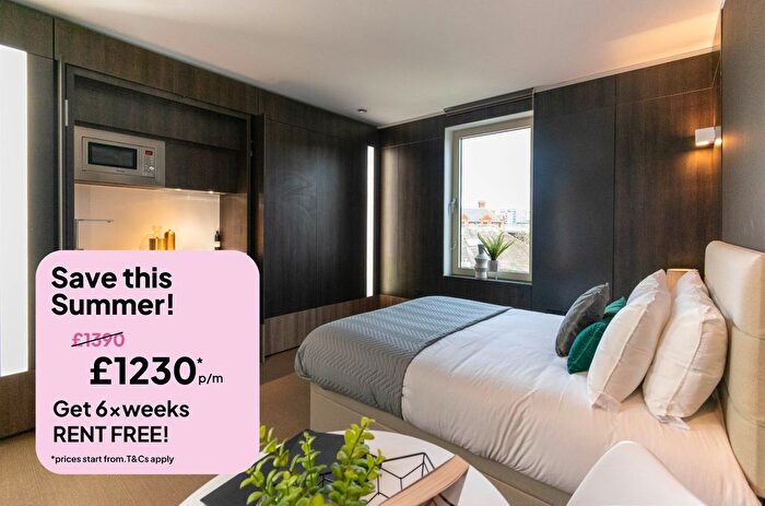 Studio To Rent In Staines Road, Hounslow, TW3