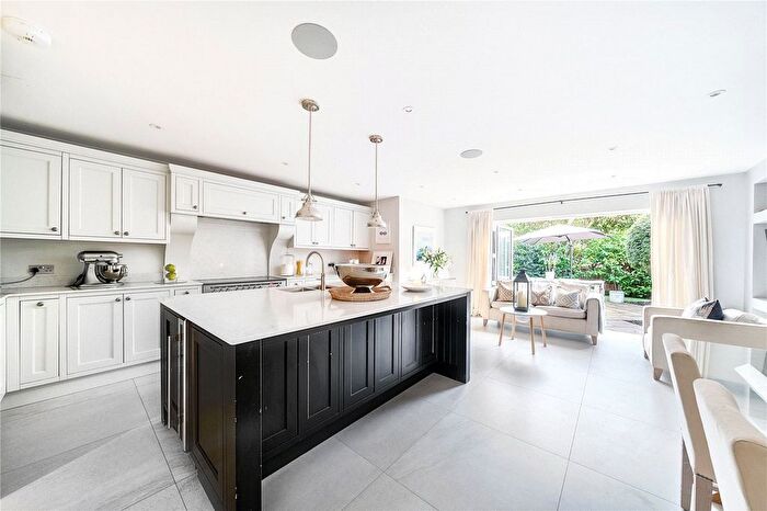 4 Bedroom Semi-Detached House To Rent In Warrens End, Rowtown, Addlestone, KT15