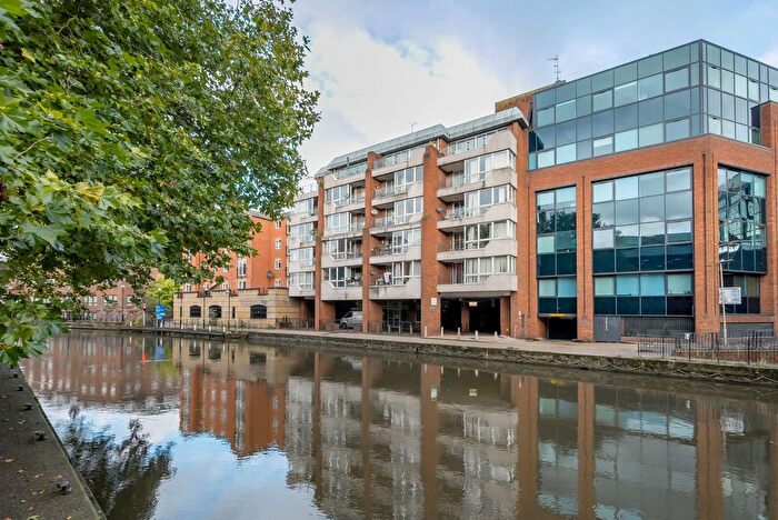 1 Bedroom Flat To Rent In Crane Wharf, Reading, Berkshire, RG1