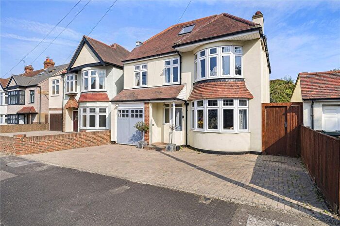 6 Bedroom Detached House For Sale In Knole Road, West Dartford, Kent, DA1