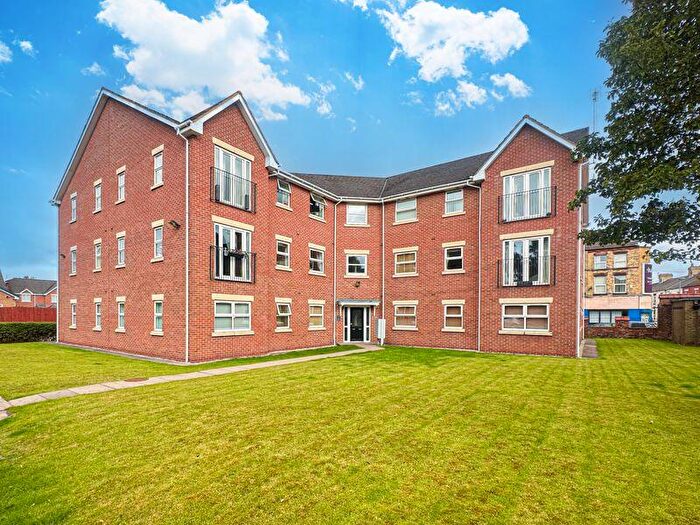 2 Bedroom Flat For Sale In Titherington Way, Wavertree, Liverpool, L15