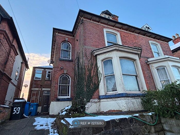 4 Bedroom Semi-Detached House To Rent In Uttoxeter New Rd, Derby, DE22