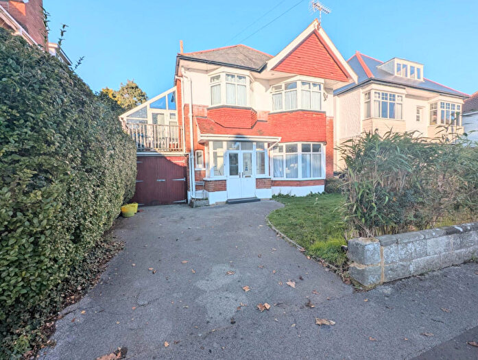 Studio To Rent In Guildhill Road, Bournemouth, BH6