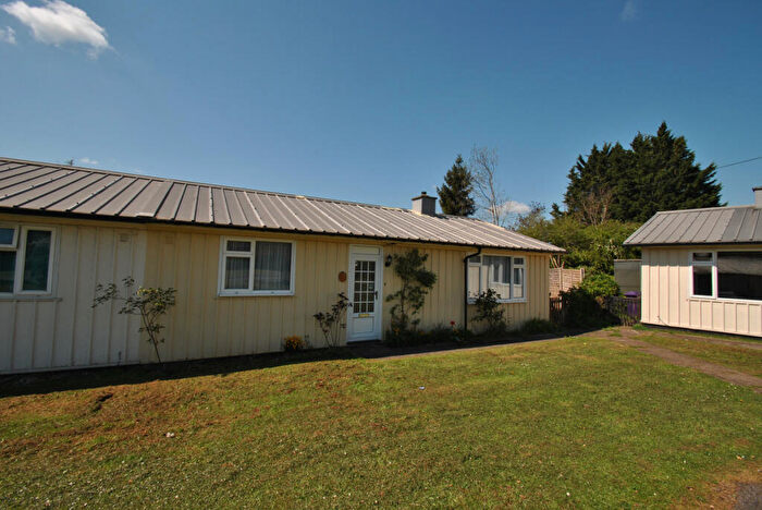 3 Bedroom Semi-Detached Bungalow To Rent In Campfield Way, Letchworth Garden City, SG6
